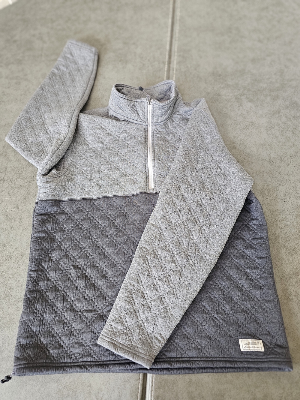 Eddie Bauer Quilted Two-Tone Gray Half-Zip Pullover Men's Size Large